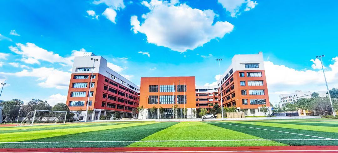 两所新建小学建成投用，雨花区公建中心书写暖心民生答卷！