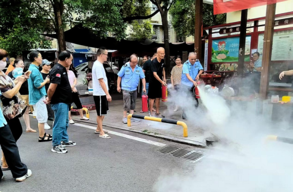 以“练”促防，共筑社区安全“防火墙”