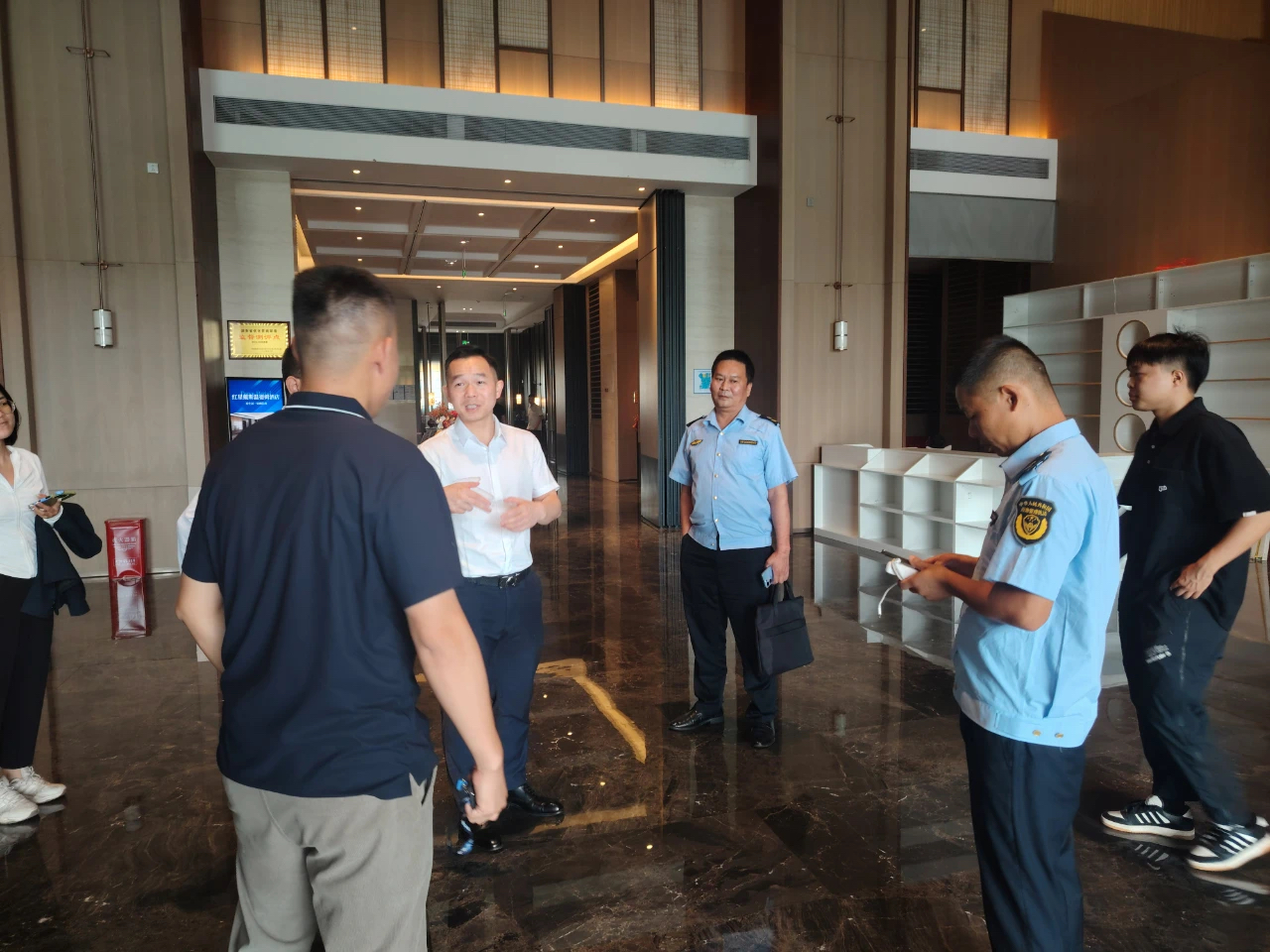 全覆盖式安全体检 | 跳马镇严把中非经贸博览会接待安全关